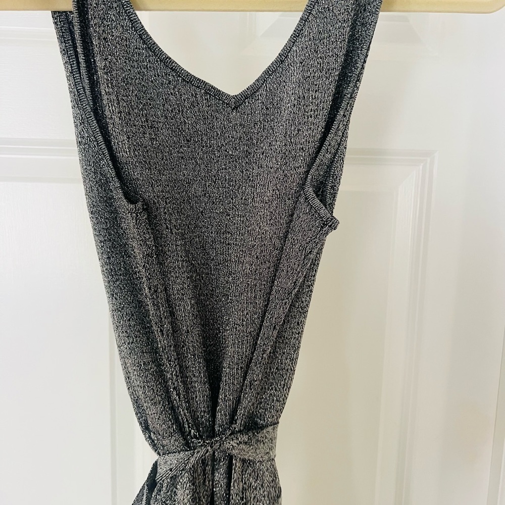 Holiday silver metallic (hard to see in photos) by Spence size medium - Picture 7 of 9